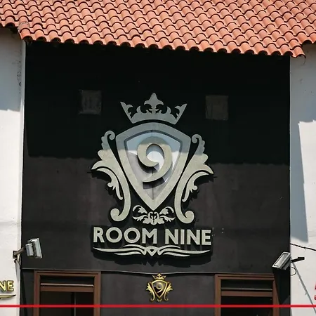 Nine * Nea Kallikrateia